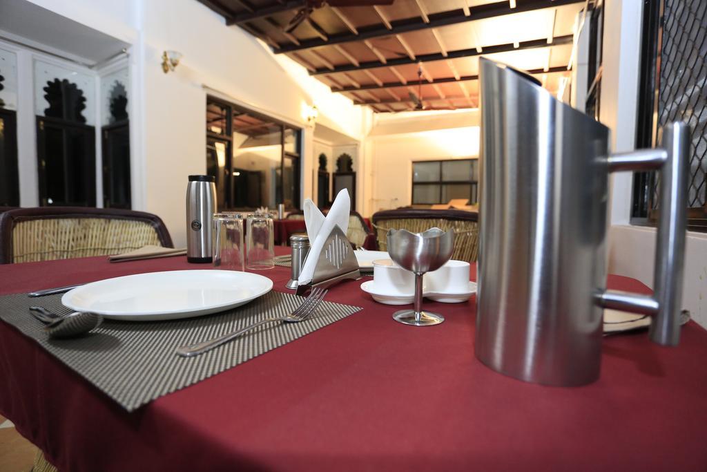 Sai Palace Hotel Udajpur Zewnętrze zdjęcie