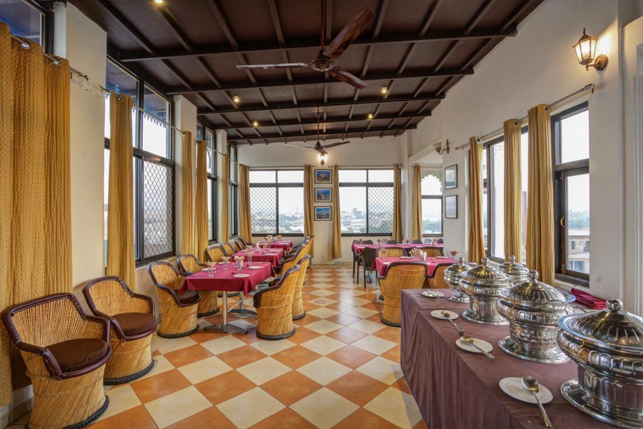 Sai Palace Hotel Udajpur Zewnętrze zdjęcie